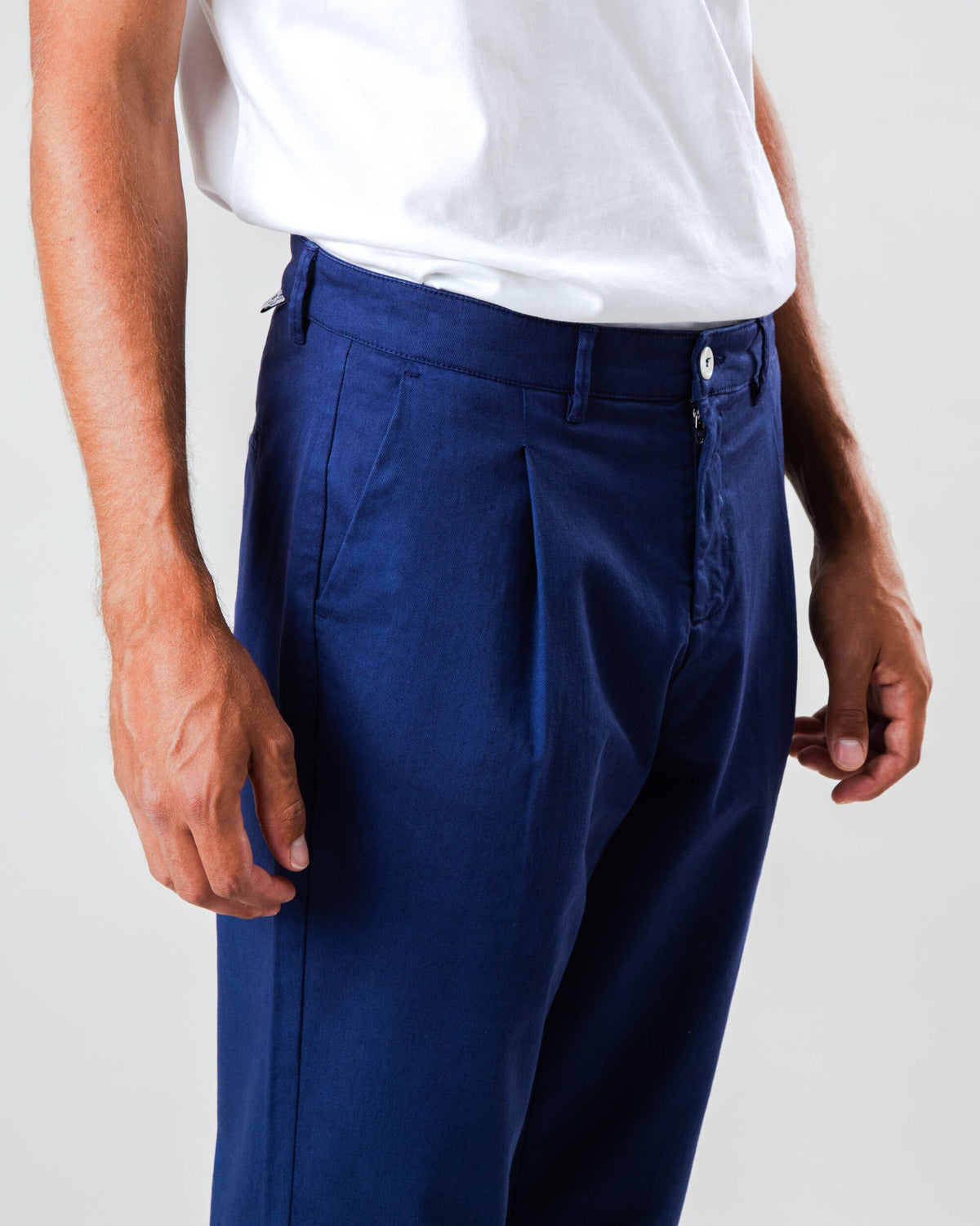 Pleated Chino Navy