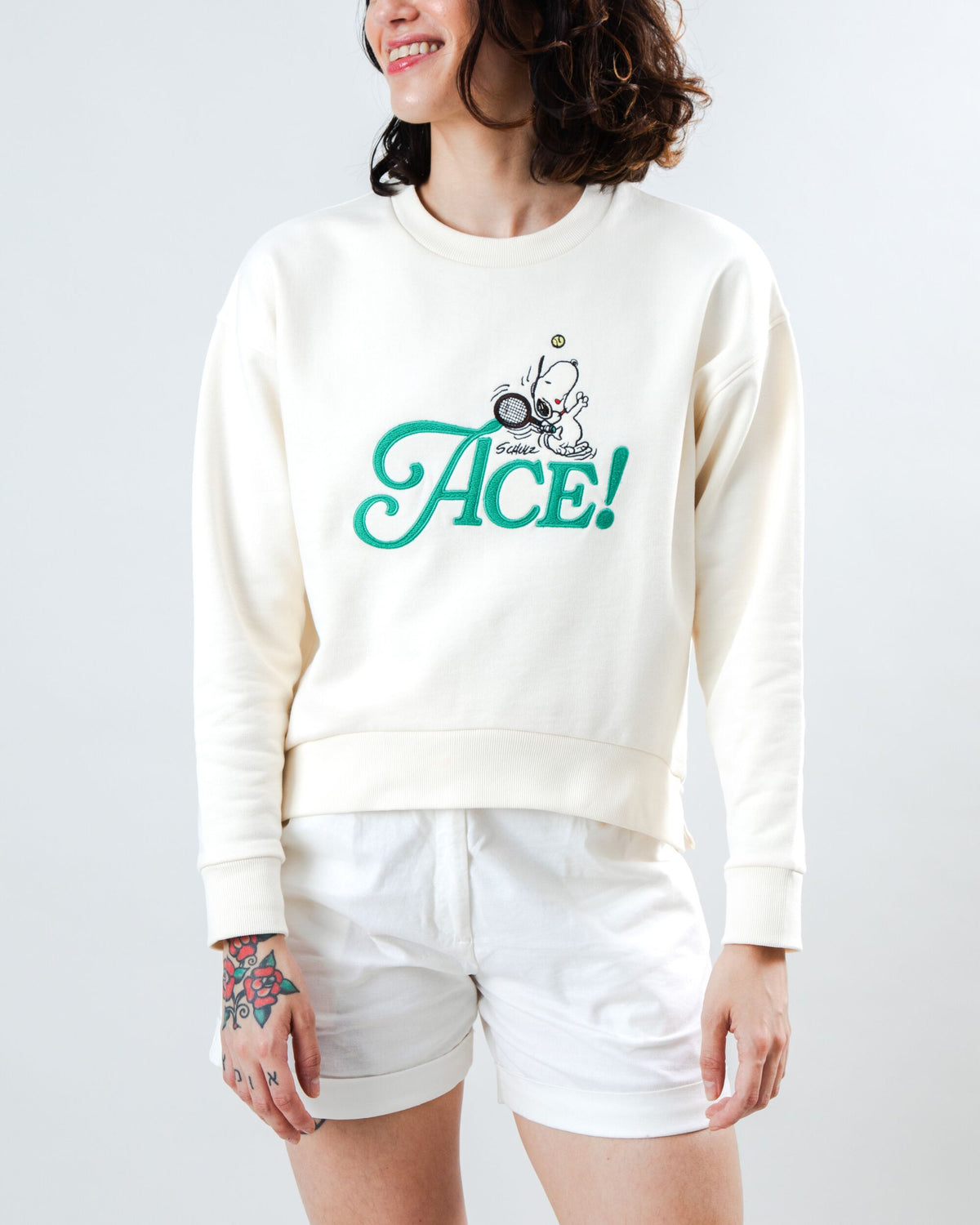 Peanuts Tennis Ace Snoopy Sweatshirt Rounded Hem Ecru