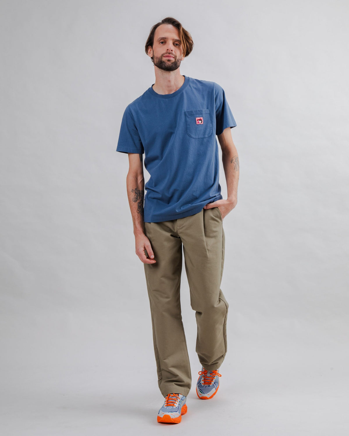 Sobremesa Pleated Pants Kakhi