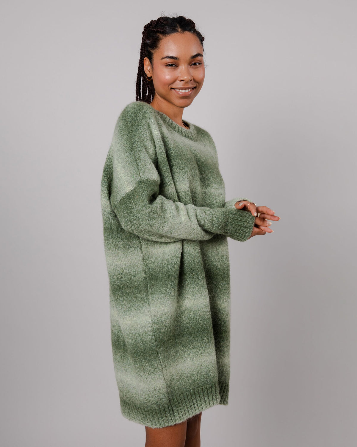 Knitted Alpaca Dress Moss - 63% (Recycled) Alpaca 37% (Recycle) Polyamide - Brava Fabrics Knitted Alpaca Dress Moss - 63% (Recycled) Alpaca 37% (Recycle) Polyamide - Brava Fabrics